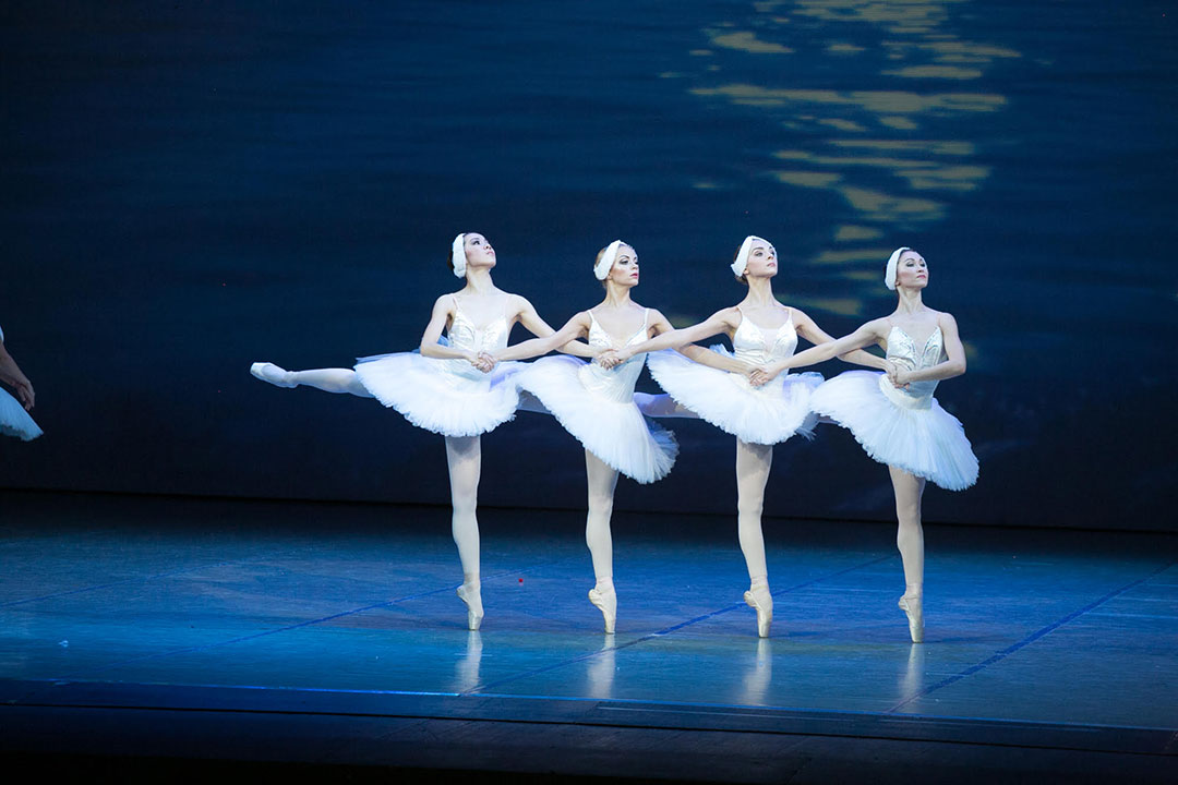 varna international ballet tour 2023